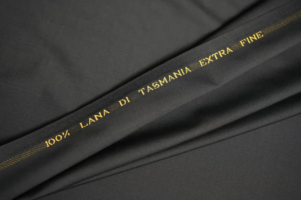 Tasmania Extra Fine Nero