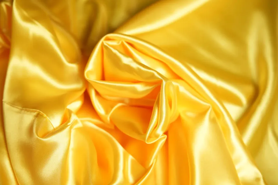 Raso 100% PL h. 150 Giallo